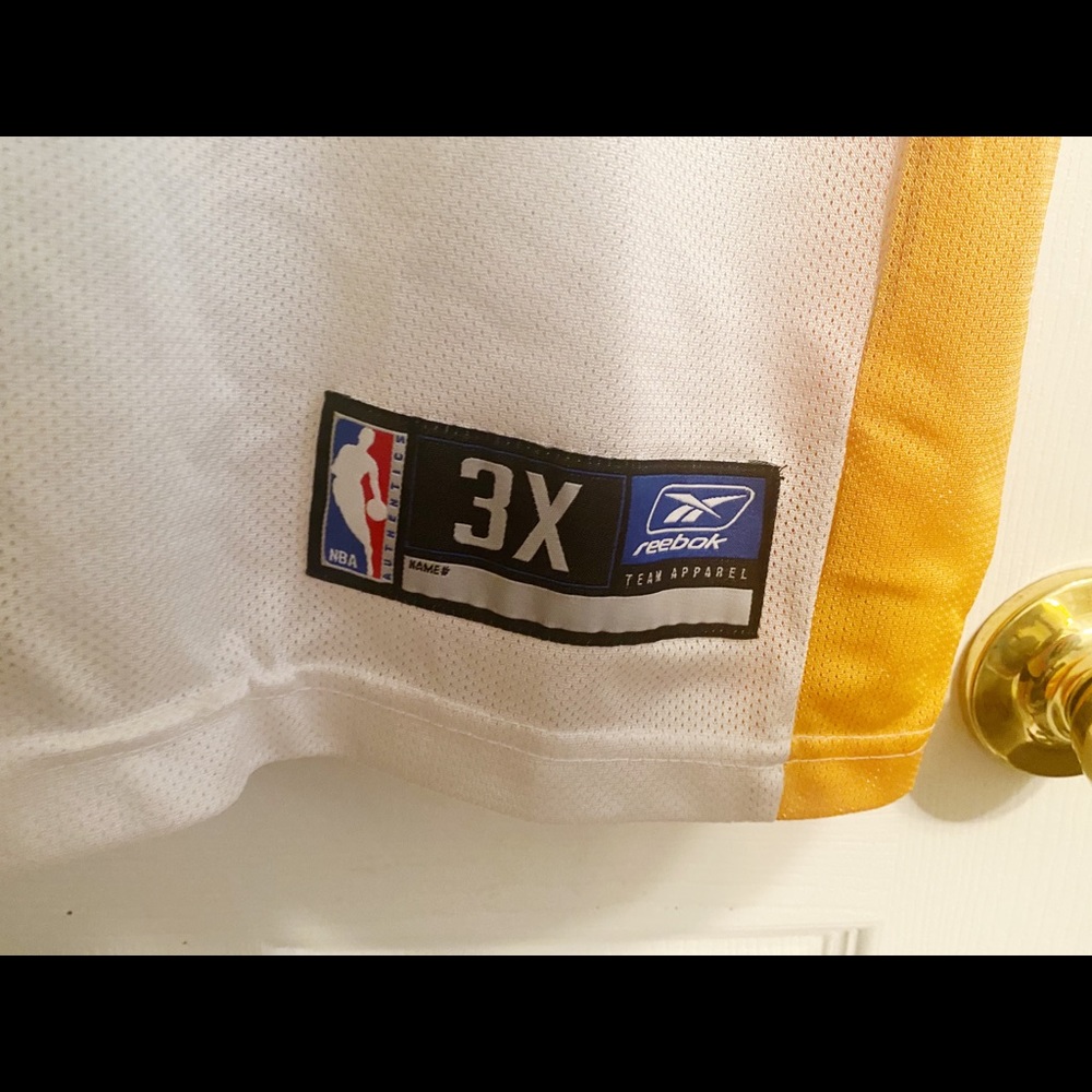 Authentic Kobe Bryant #8 Lakers Jersey - Picture 3 of 4